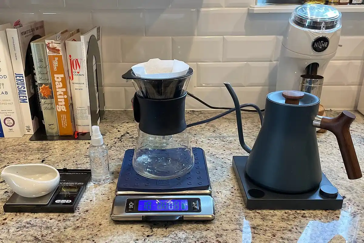 Café de filtro vertido a mano